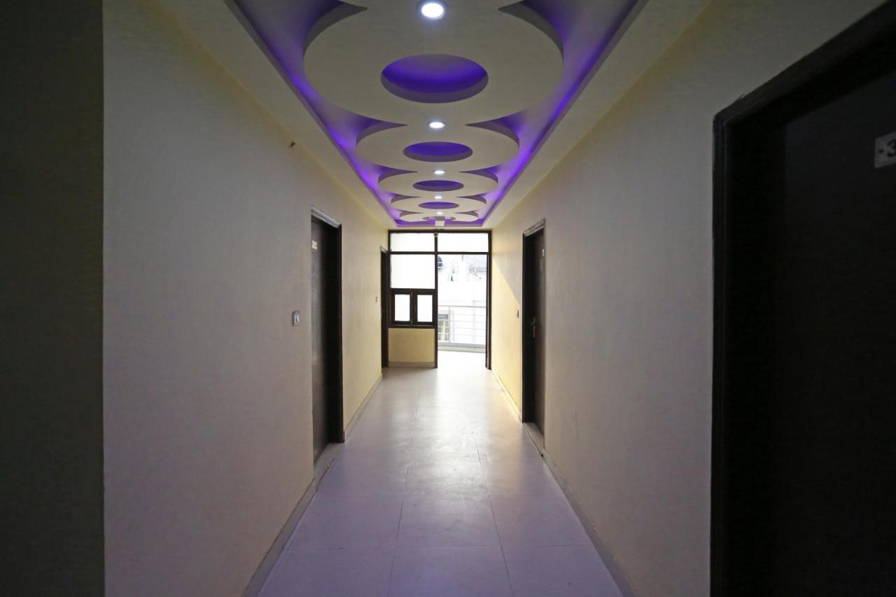 Airport Hotel Rosewood New Delhi Exterior photo